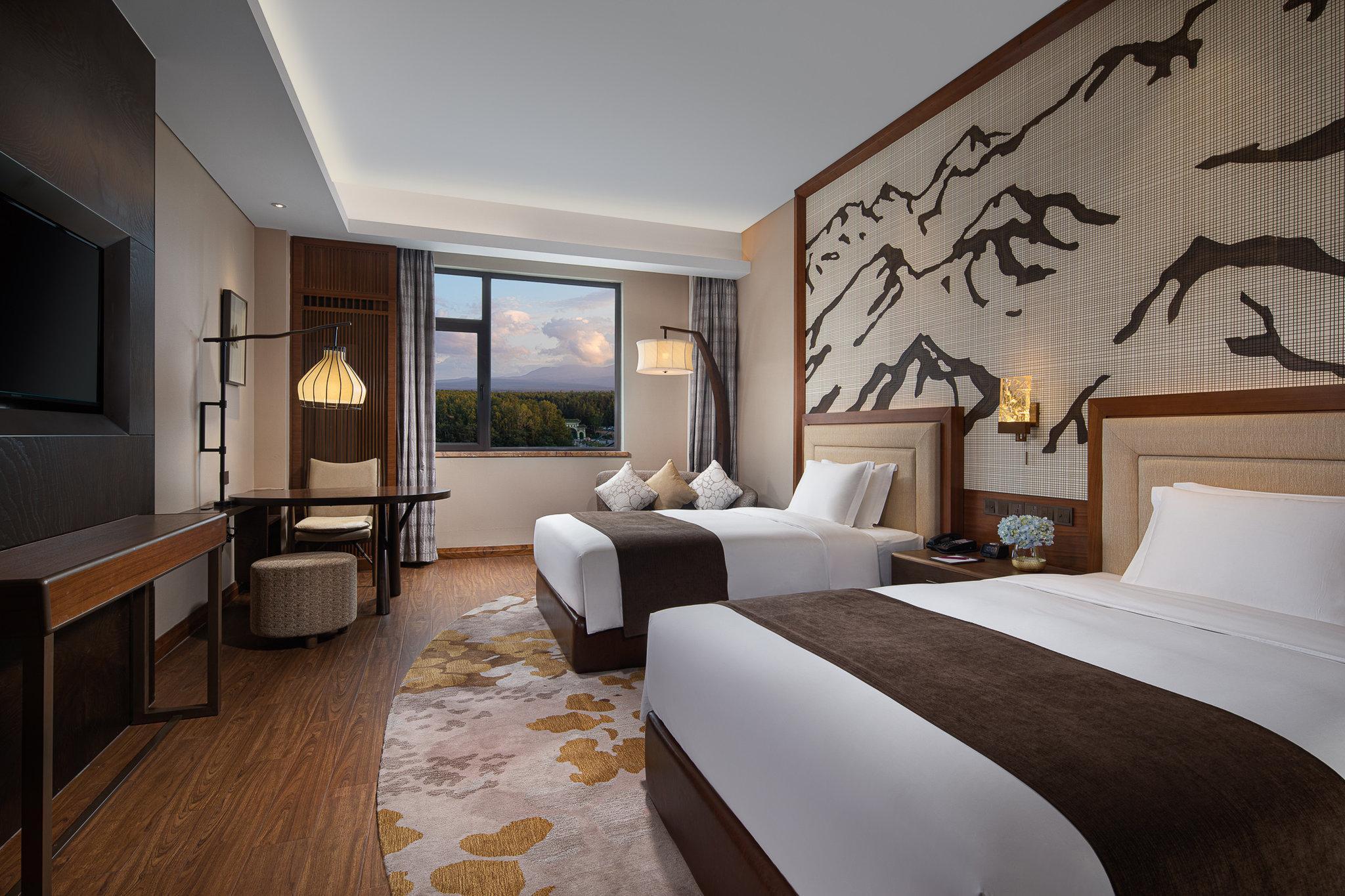 คราวน์ พลาซา รีสอร์ต ฉางไป่ซาน ฮอตสปริง Hotel Antu ภายนอก รูปภาพ