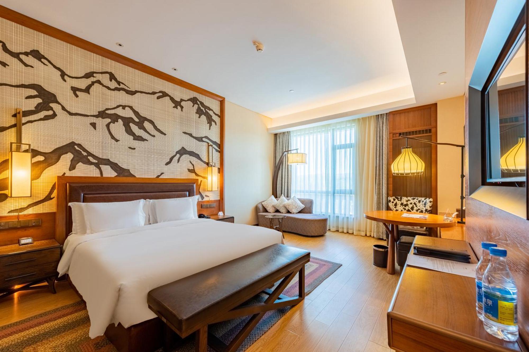 คราวน์ พลาซา รีสอร์ต ฉางไป่ซาน ฮอตสปริง Hotel Antu ภายนอก รูปภาพ