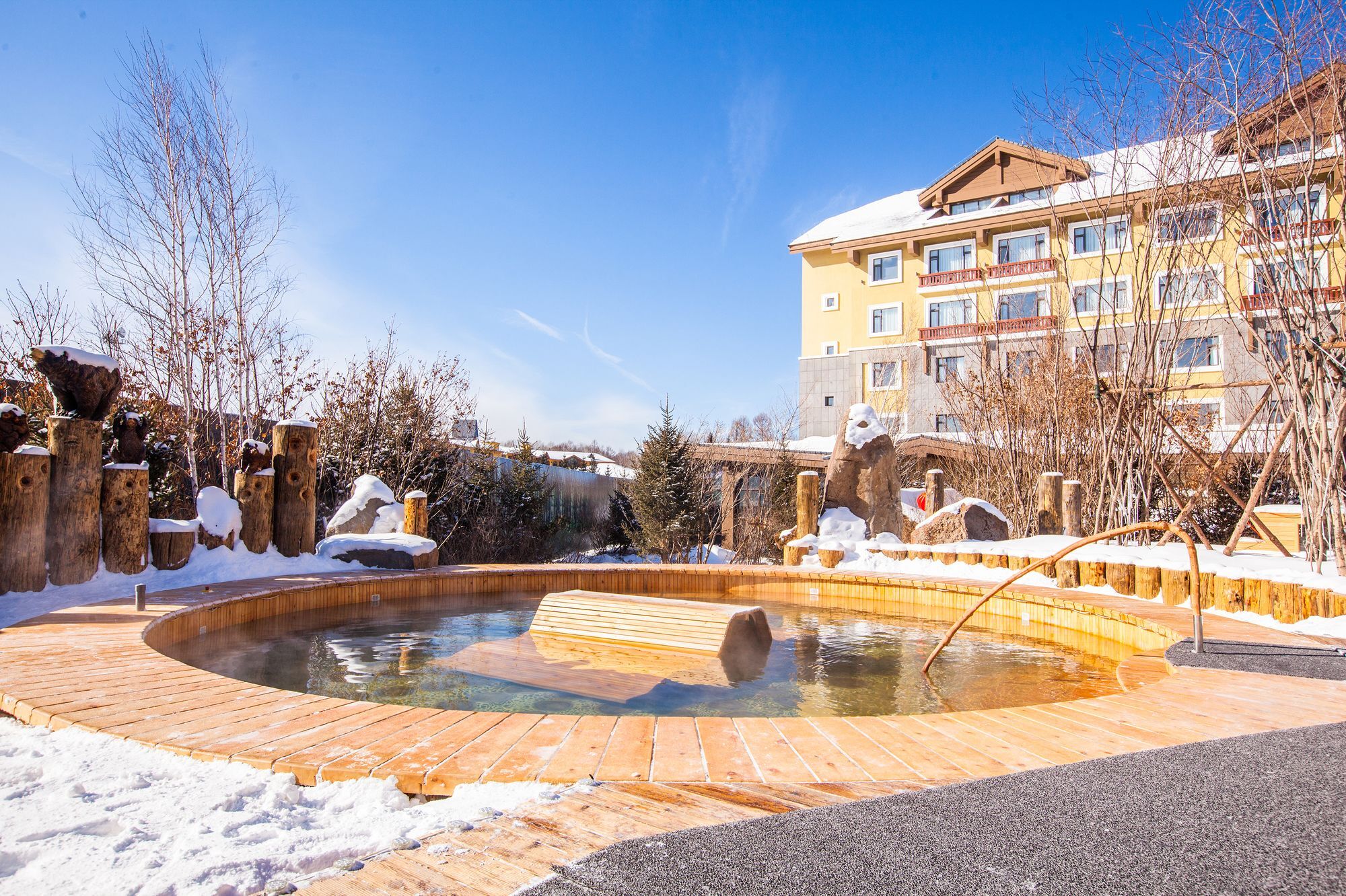คราวน์ พลาซา รีสอร์ต ฉางไป่ซาน ฮอตสปริง Hotel Antu ภายนอก รูปภาพ